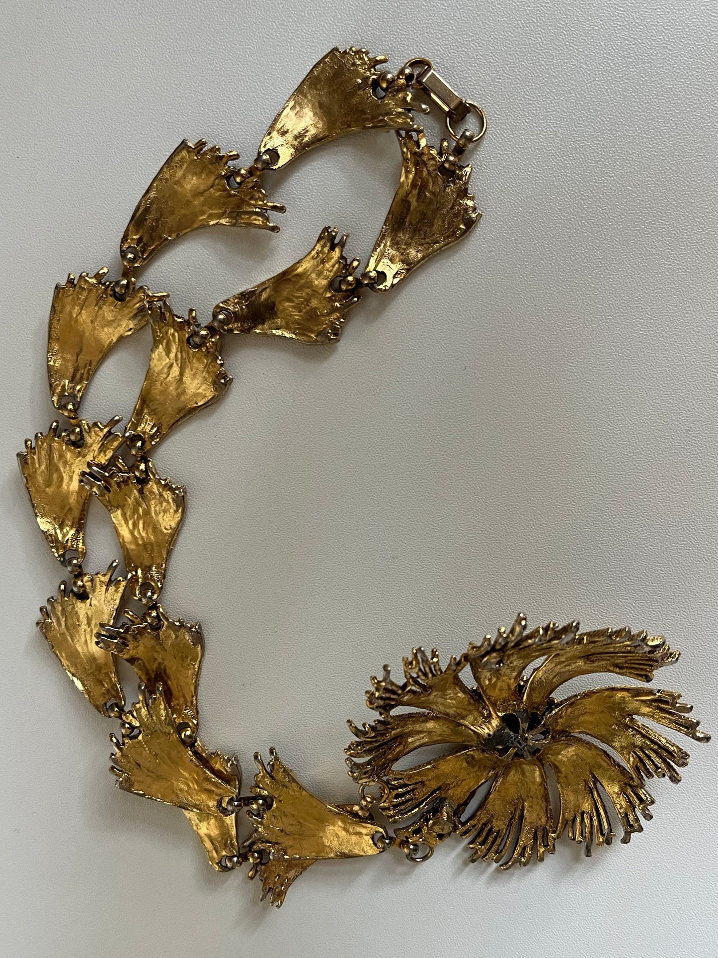 Vintage necklace chunky pendant textured 1960’s
