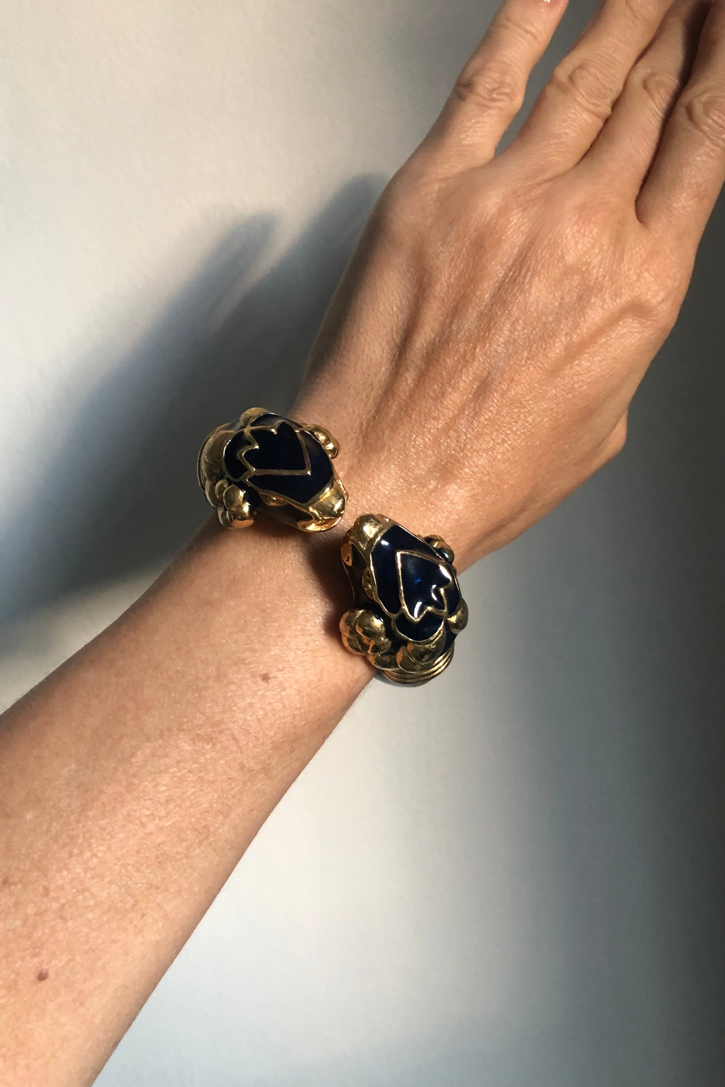 Vintage Donald Stannard bracelet double heads ram enamel