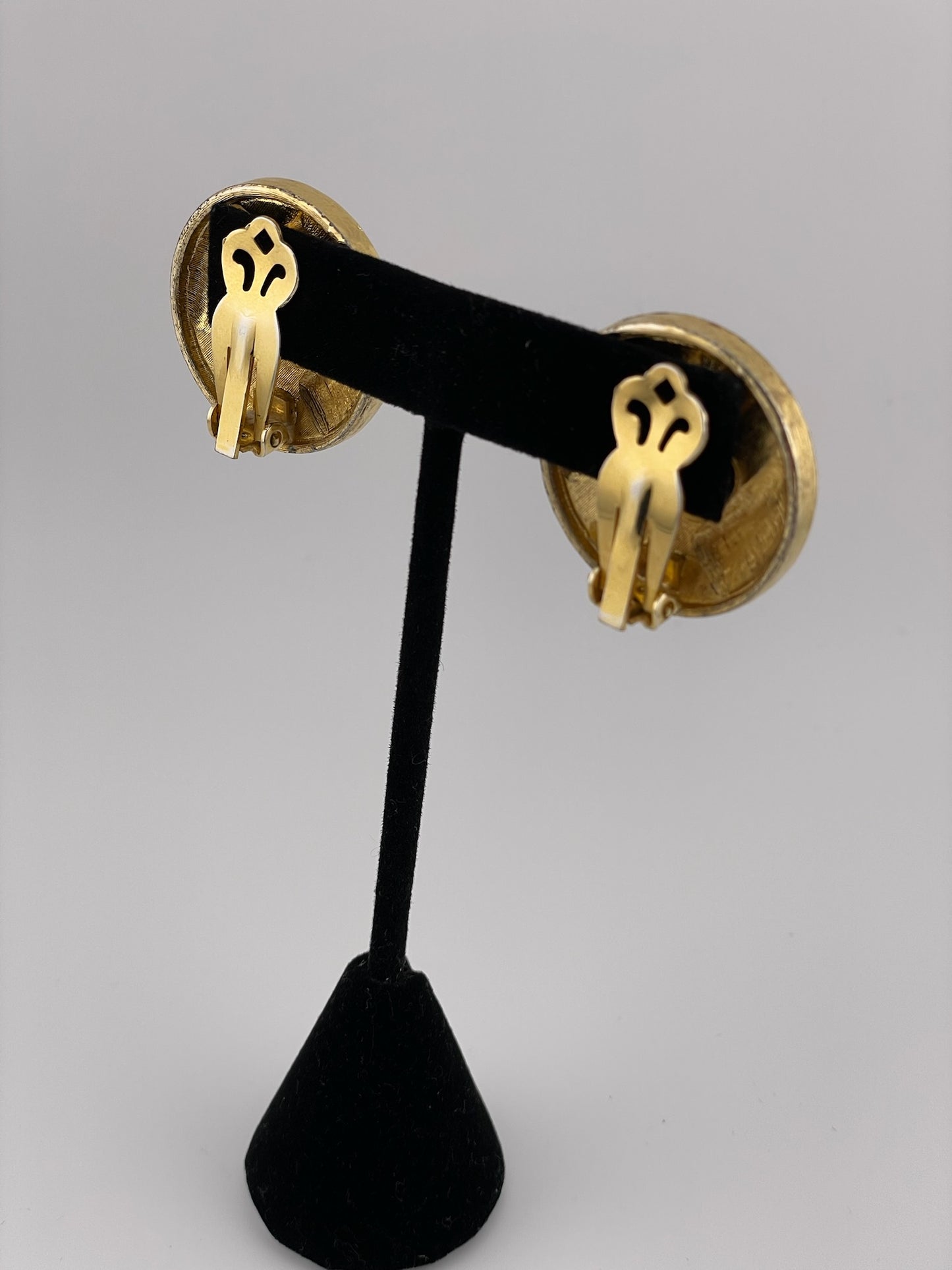 Vintage LANVIN Round Clip on Earrings