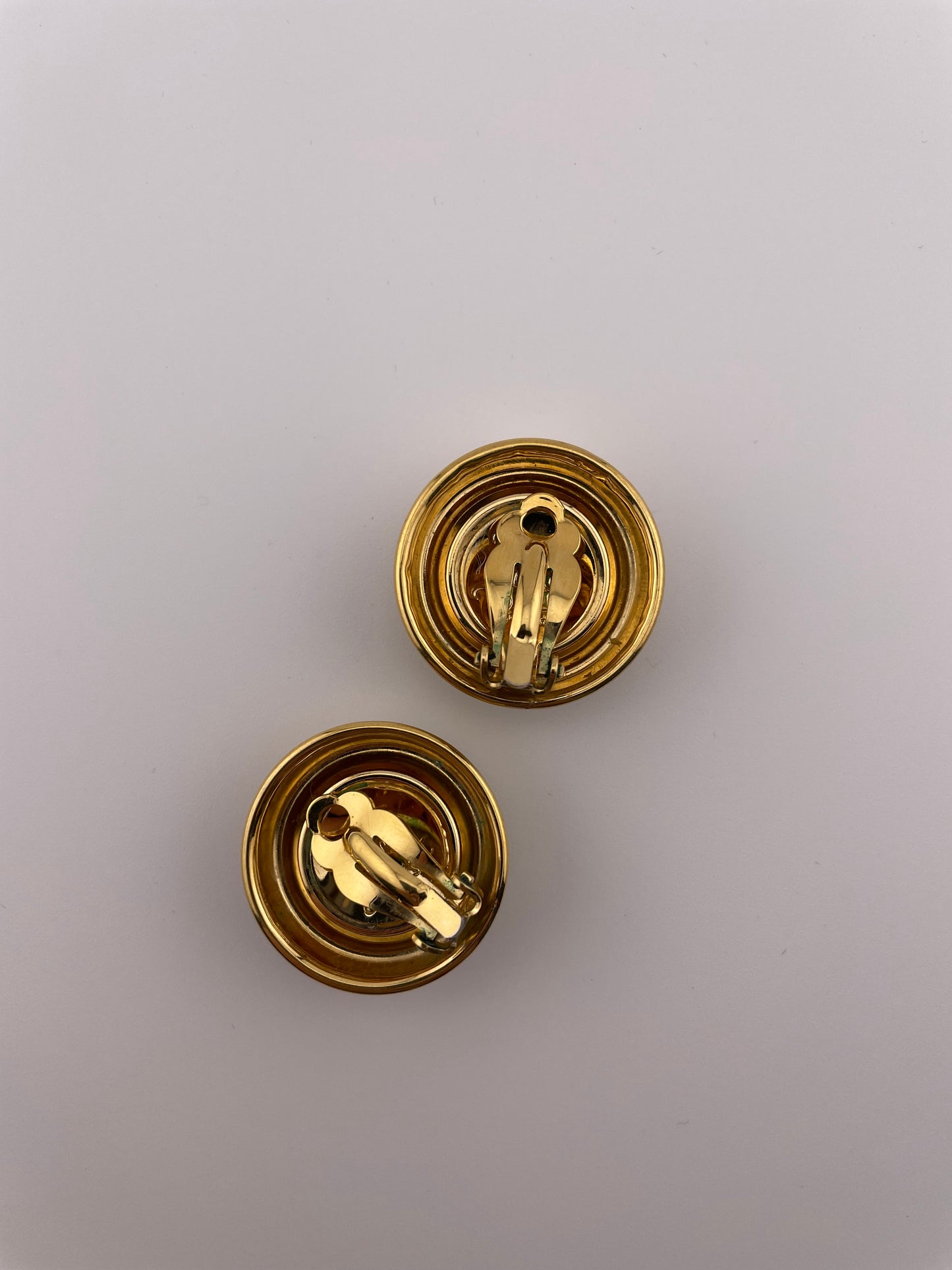 Vintage OSCAR DE LA RENTA Clip Ons Earrings