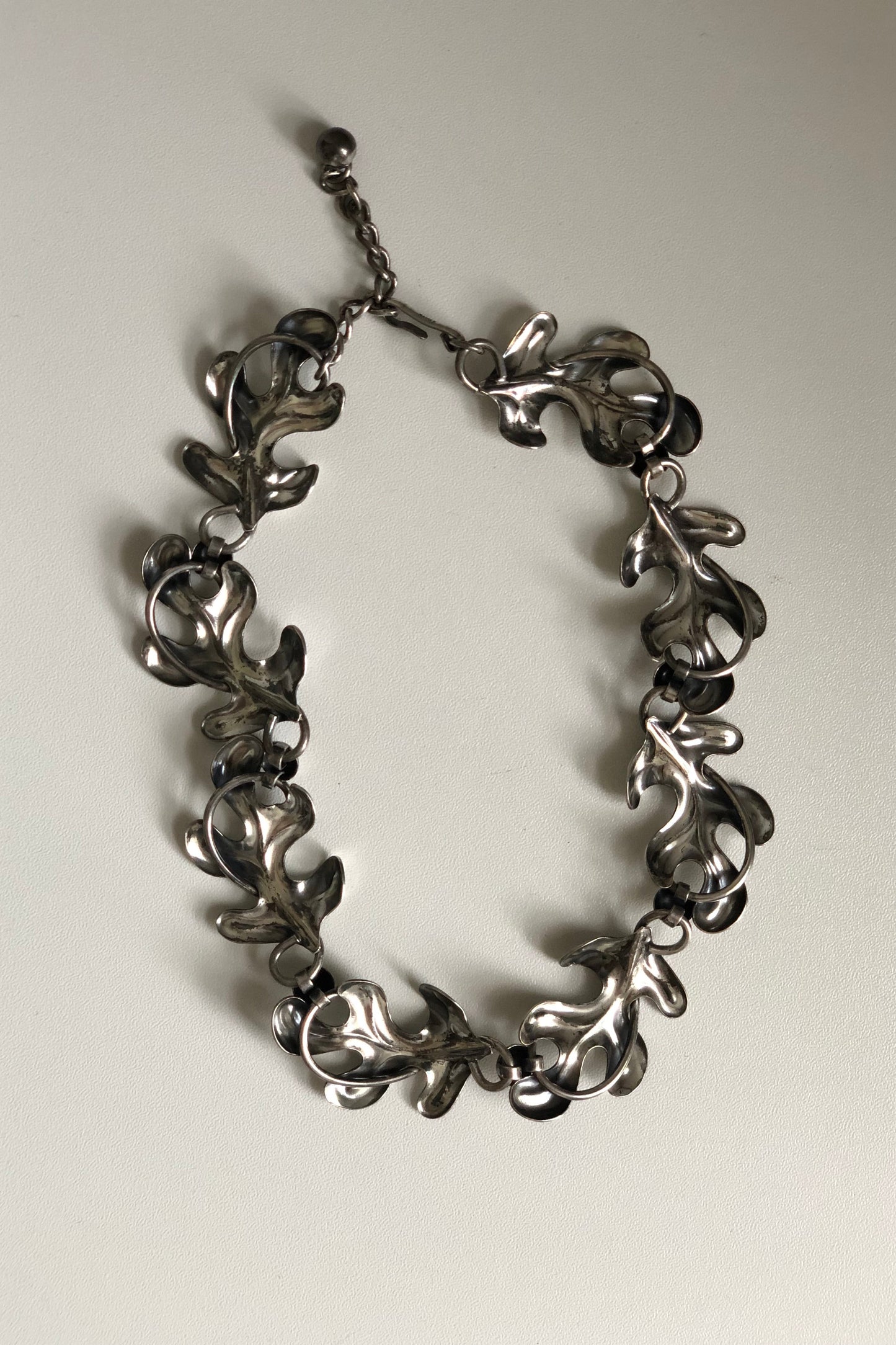 Vintage Napier necklace silver plate oak leaf links