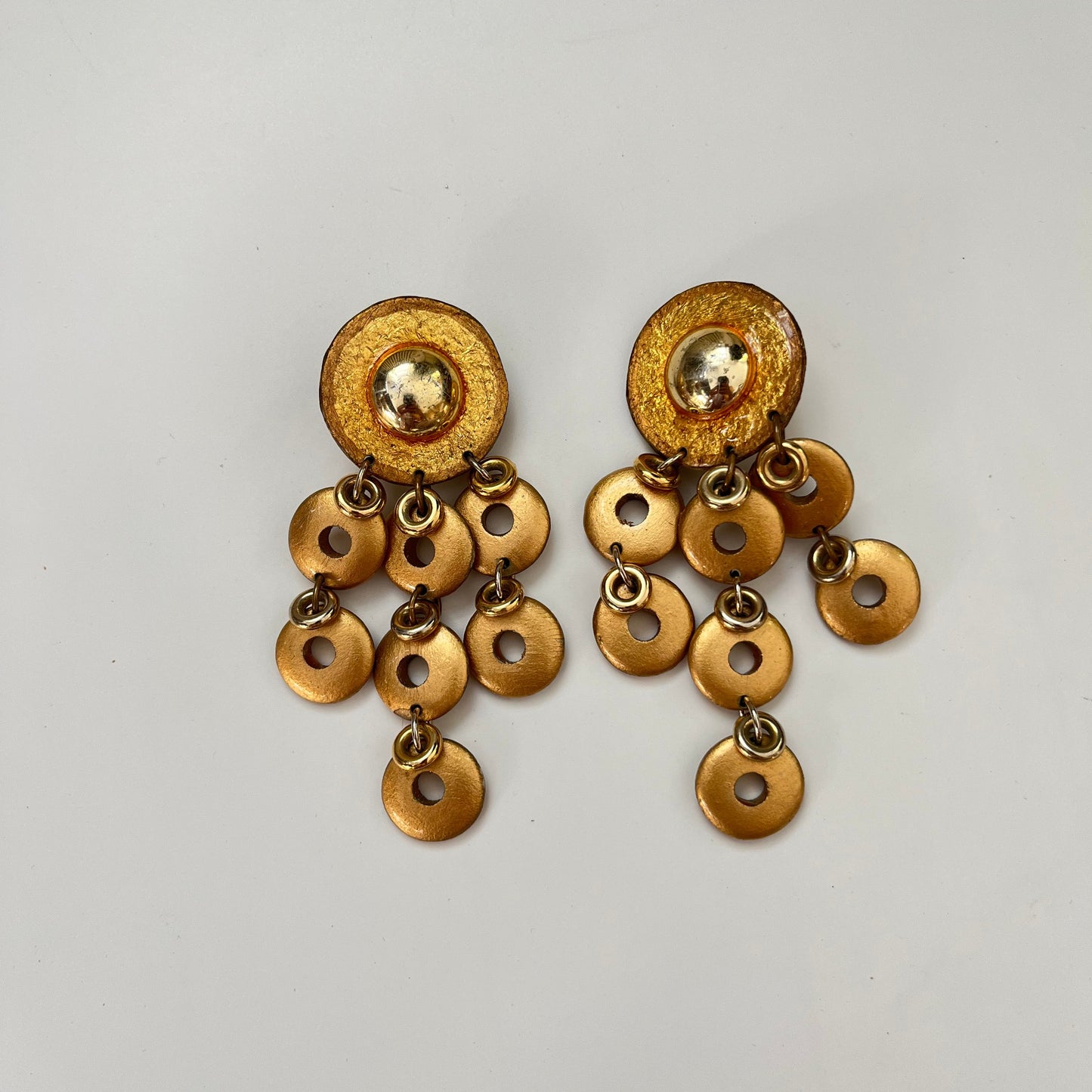 Vintage earrings clip on dangle gold tone