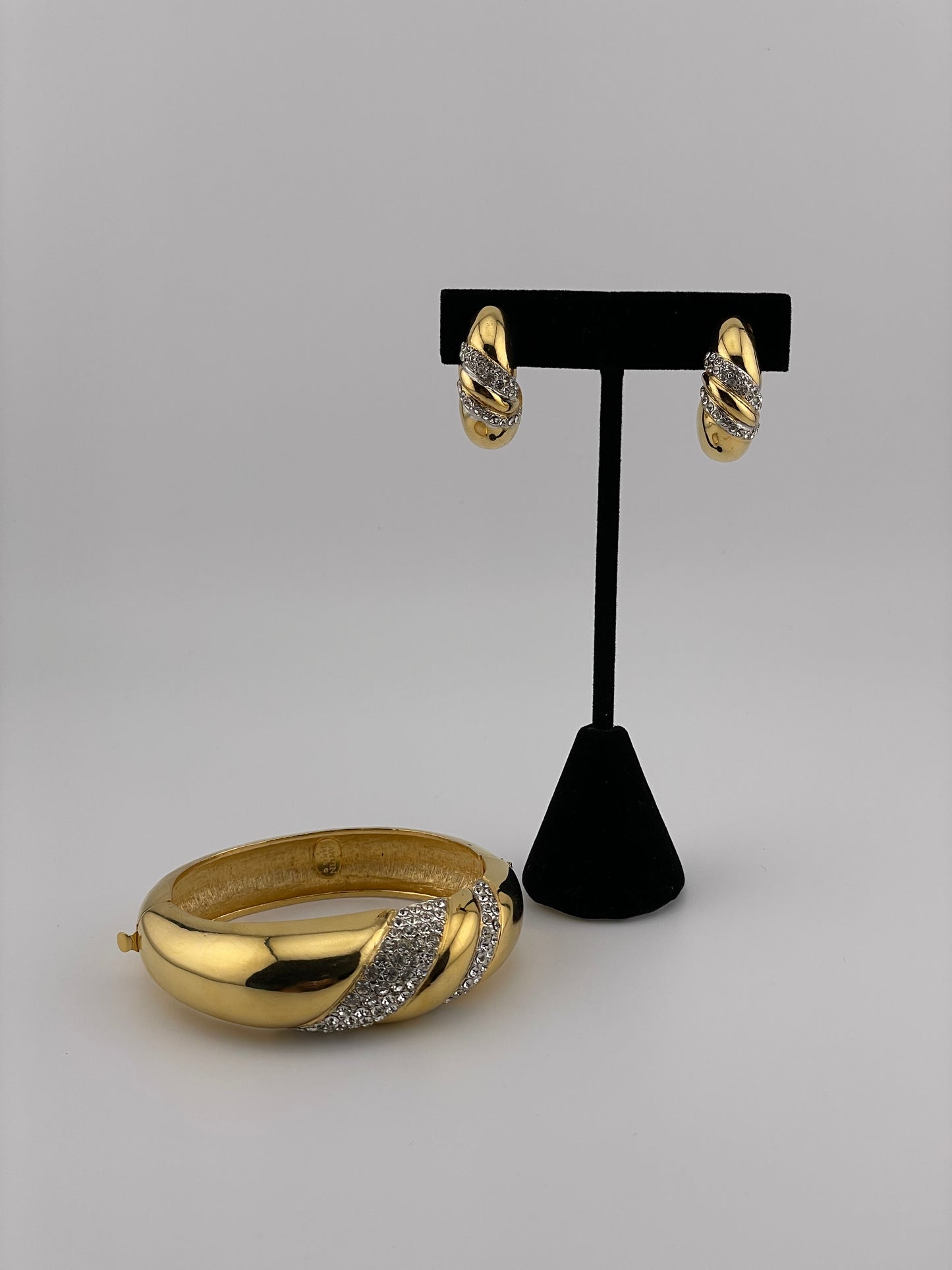 Vintage LANVIN Clip On Earrings