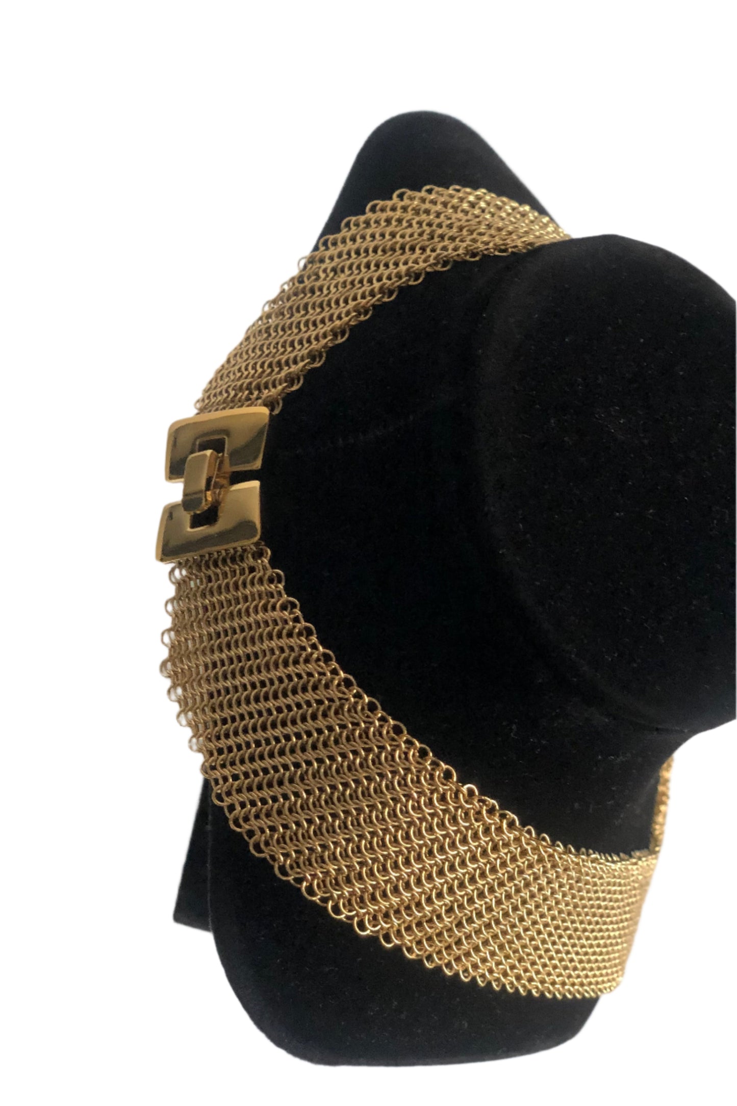 Vintage Trifari necklace metal mesh gold tone