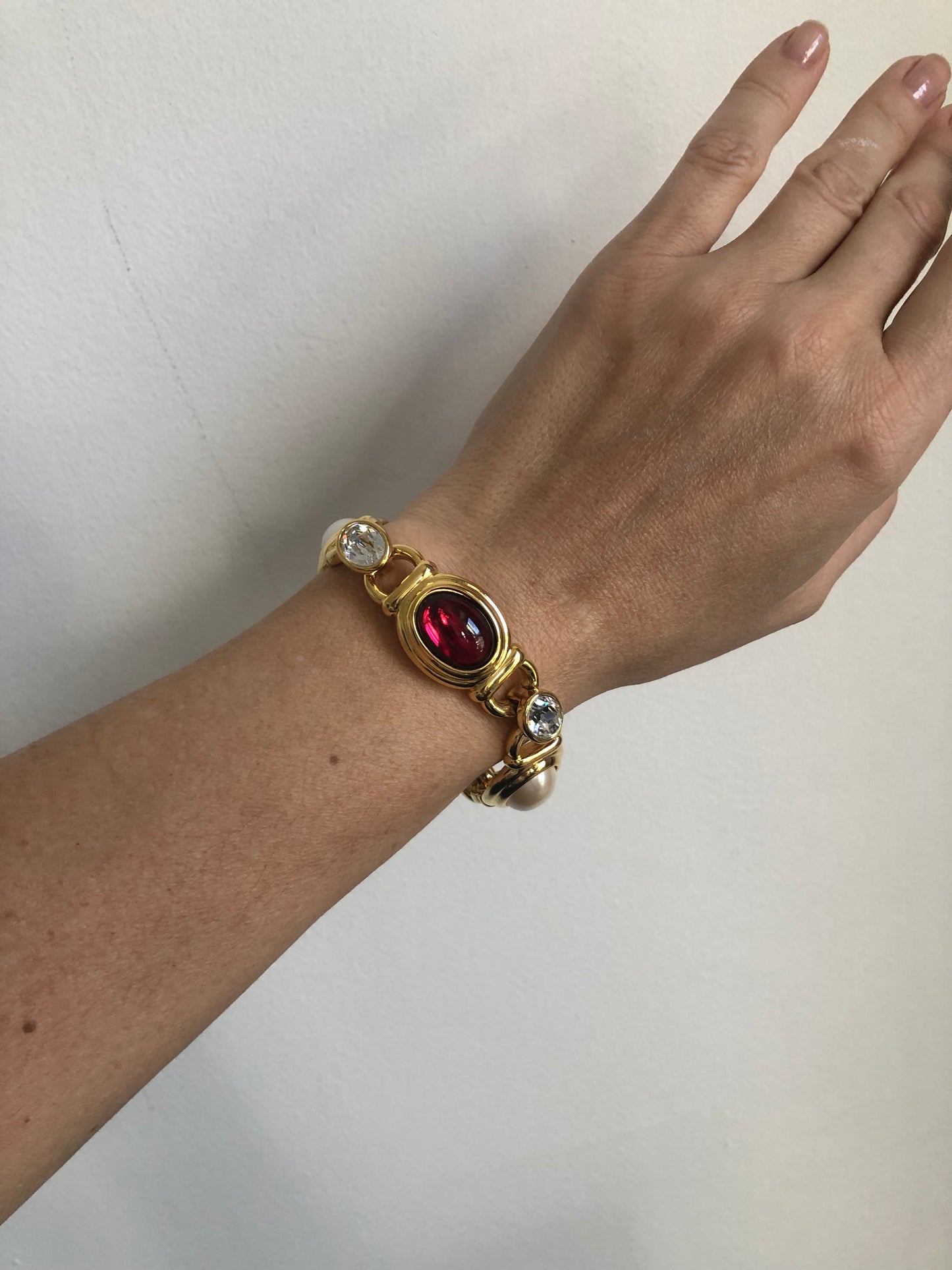 Vintage Monet bracelet Gripoix style gold tone