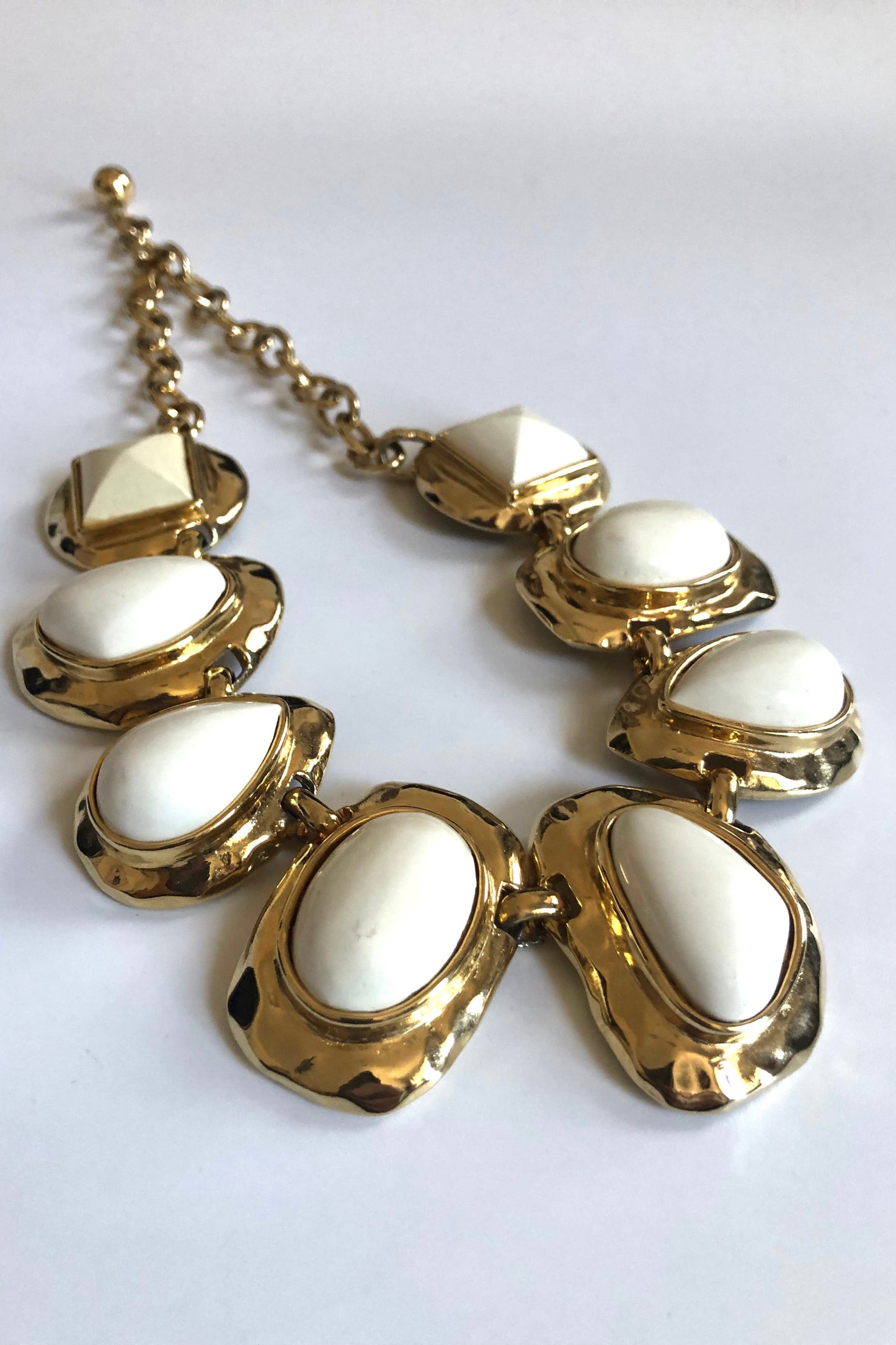 Vintage Les Bernard necklace chunky links resin cabochon