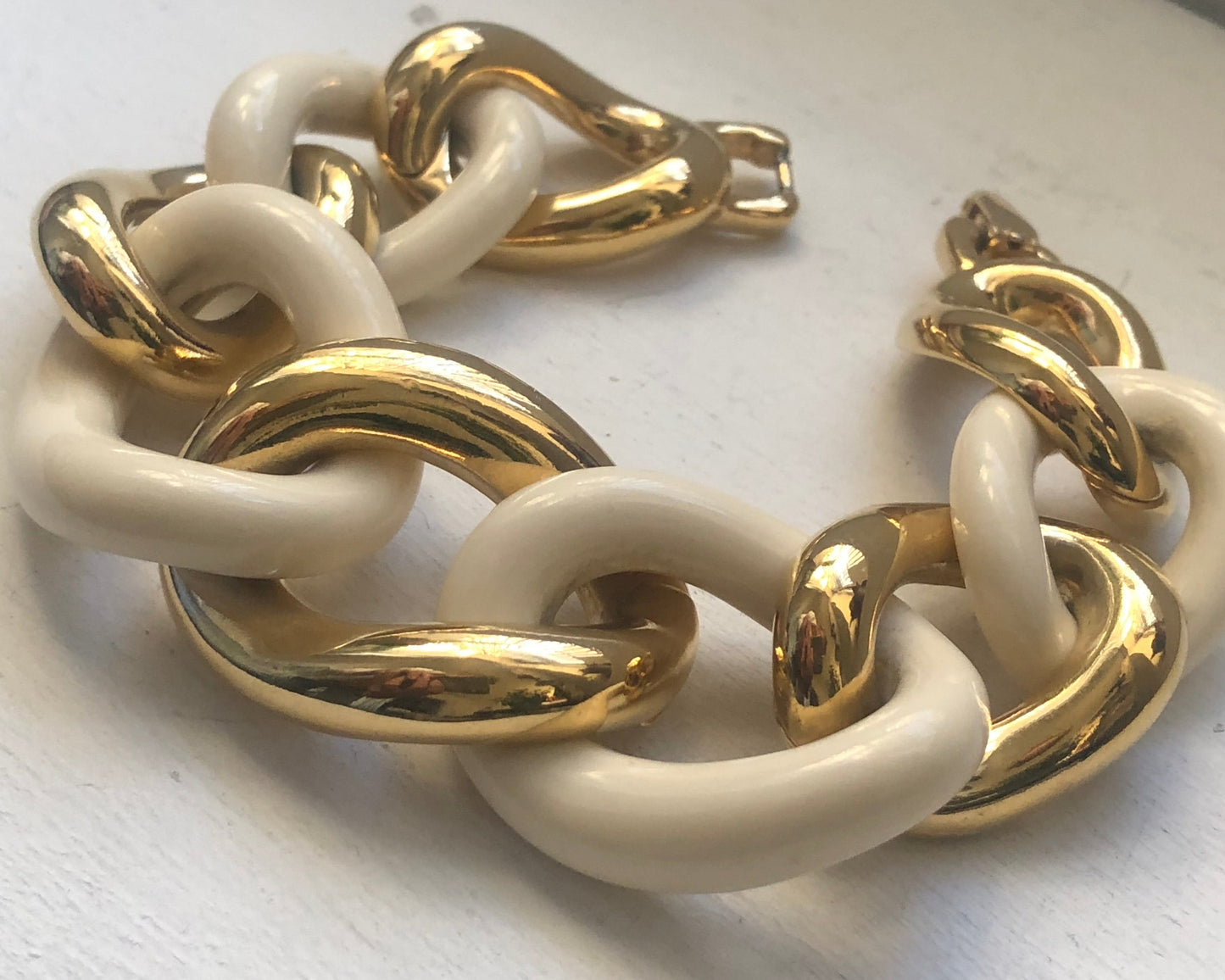 Vintage GIVENCHY bracelet wide chain plastic 80s