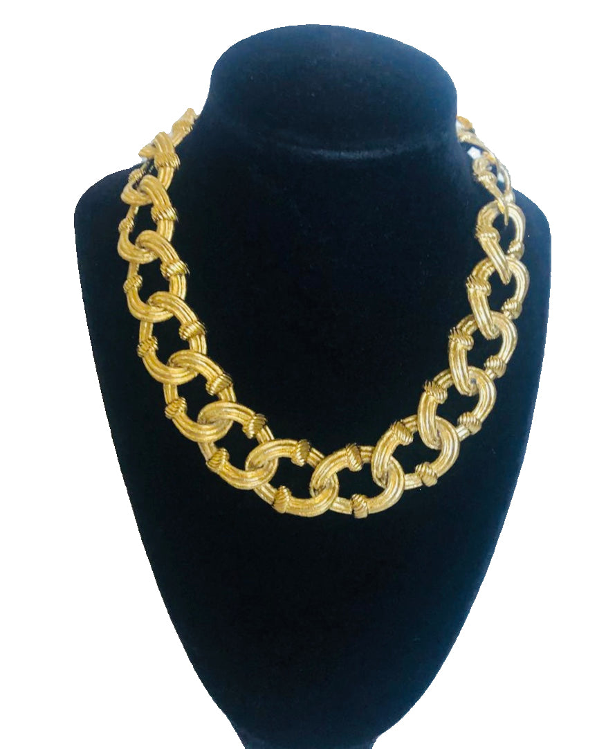 Vintage Anne Klein necklace chain texture gold tone
