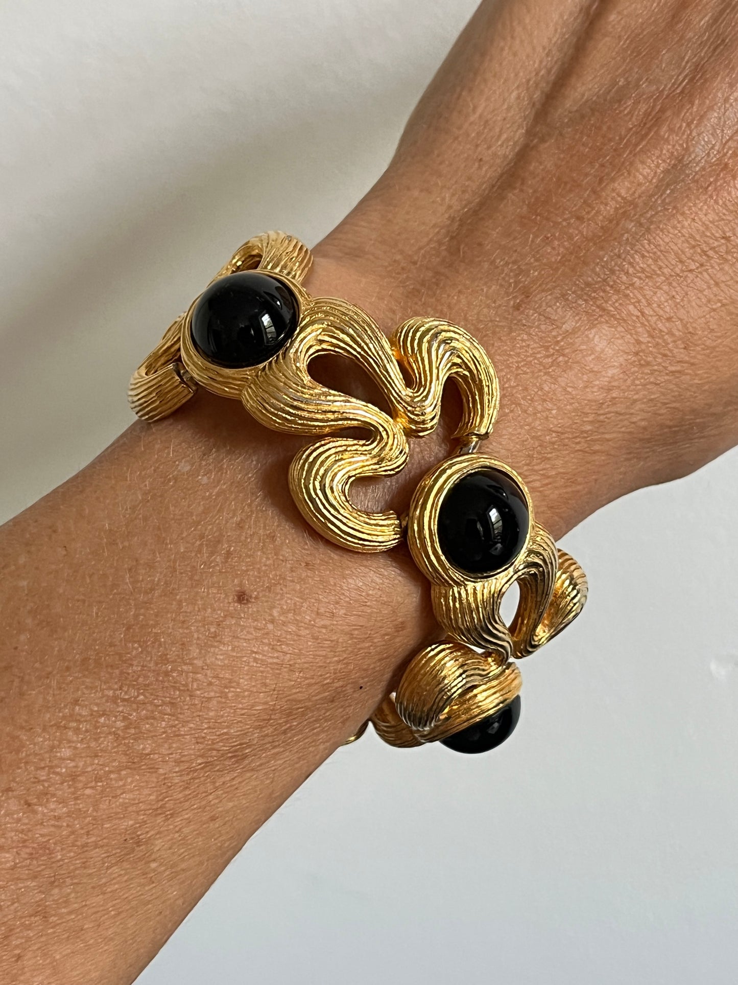 Vintage GIVENCHY clover links black cabochons