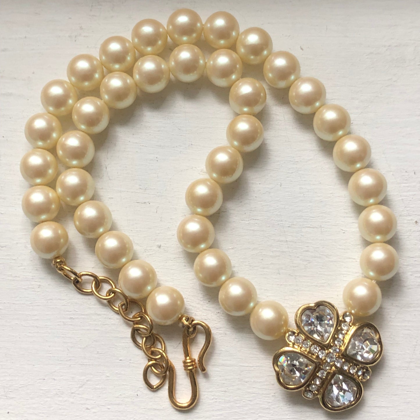Vintage Monet faux pearl beads clover crystal