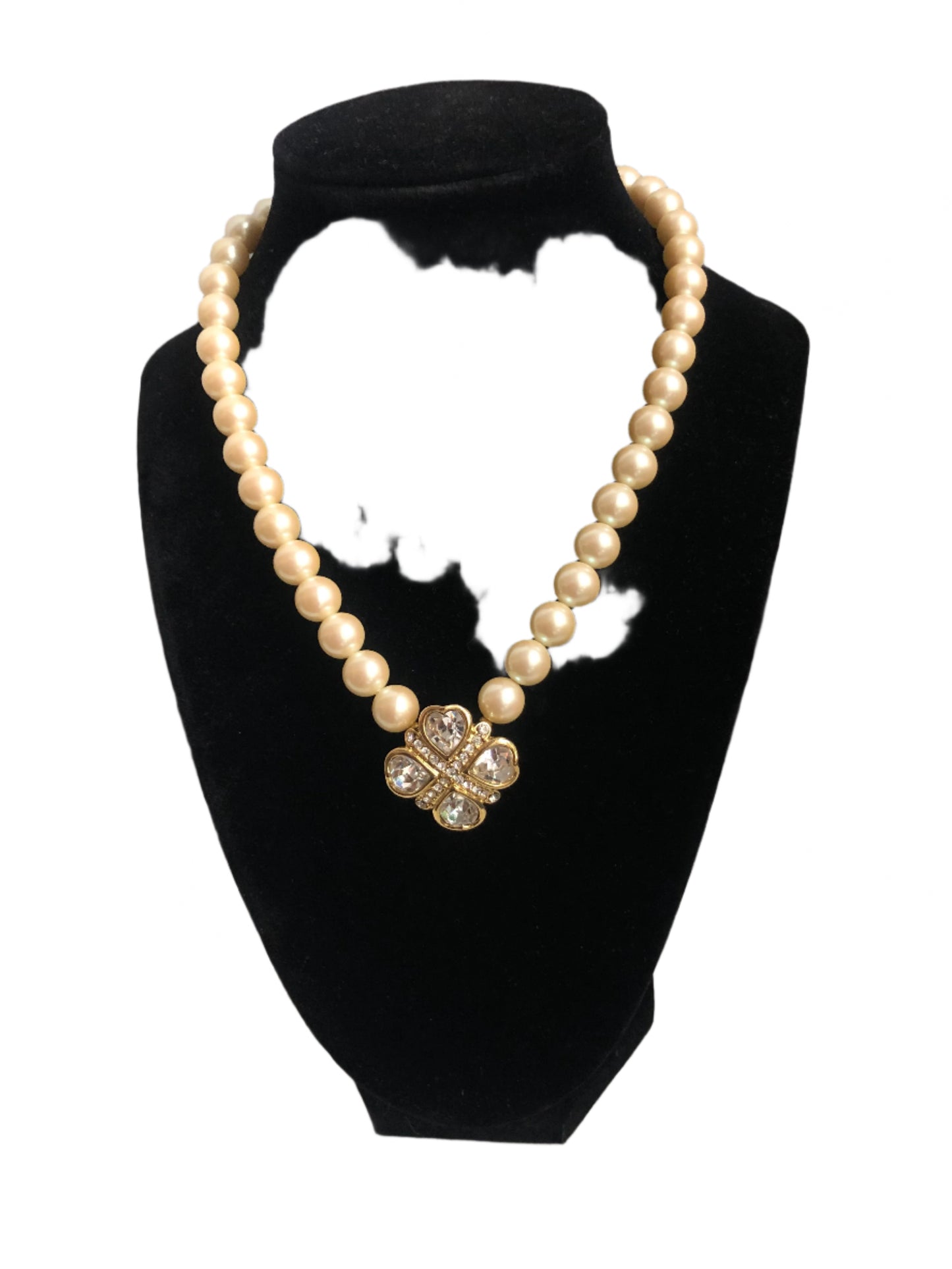 Vintage Monet faux pearl beads clover crystal