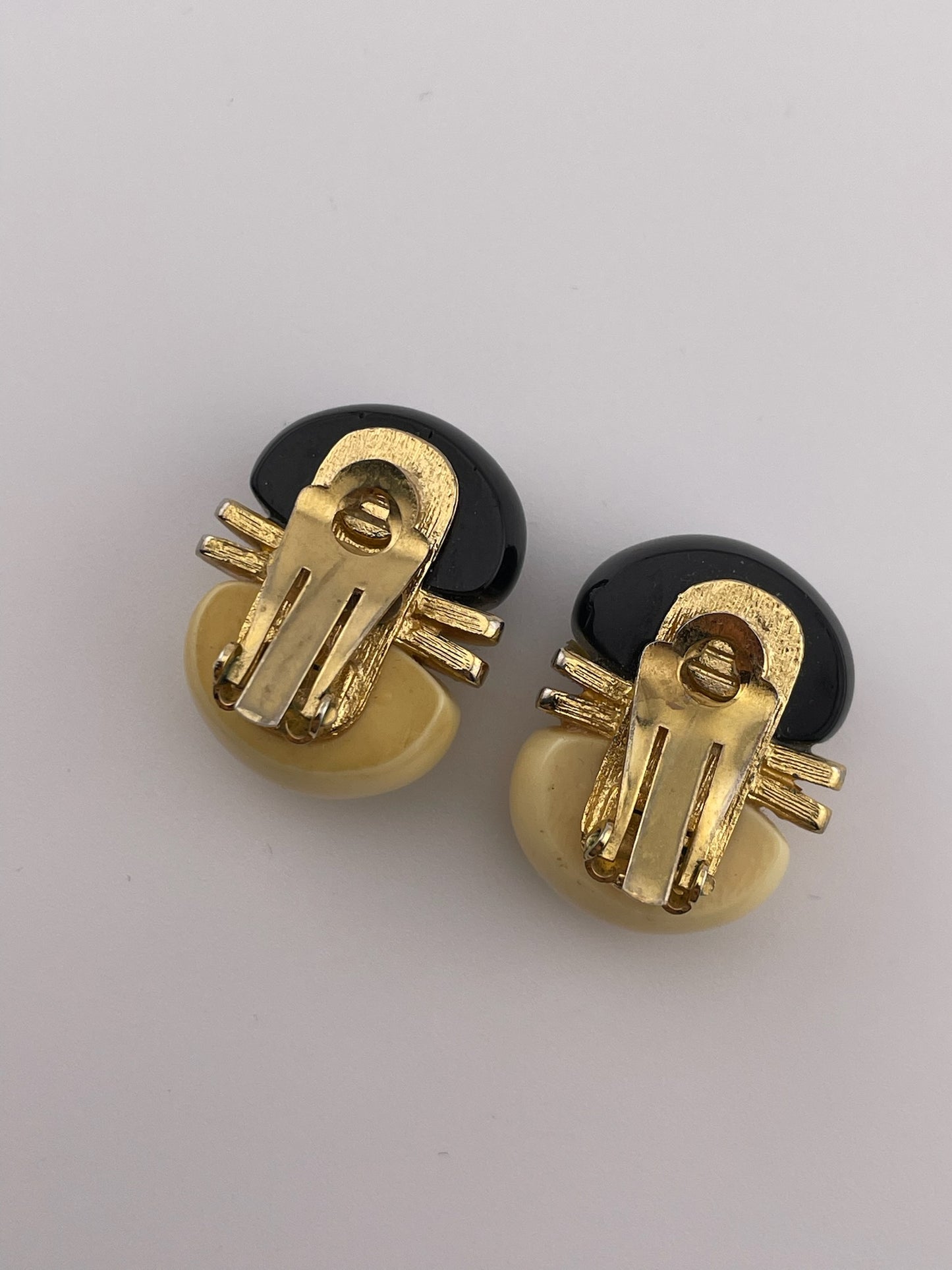 Vintage LANVIN Clip On Earrings