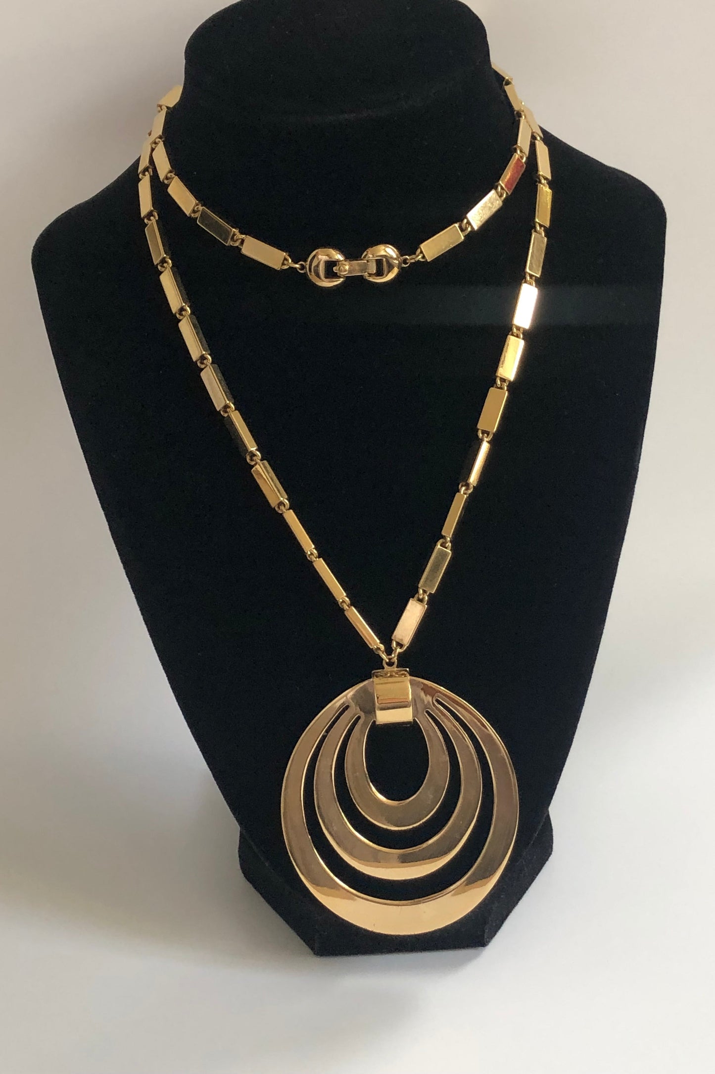 vintage Monet necklace pendant geometric link chain