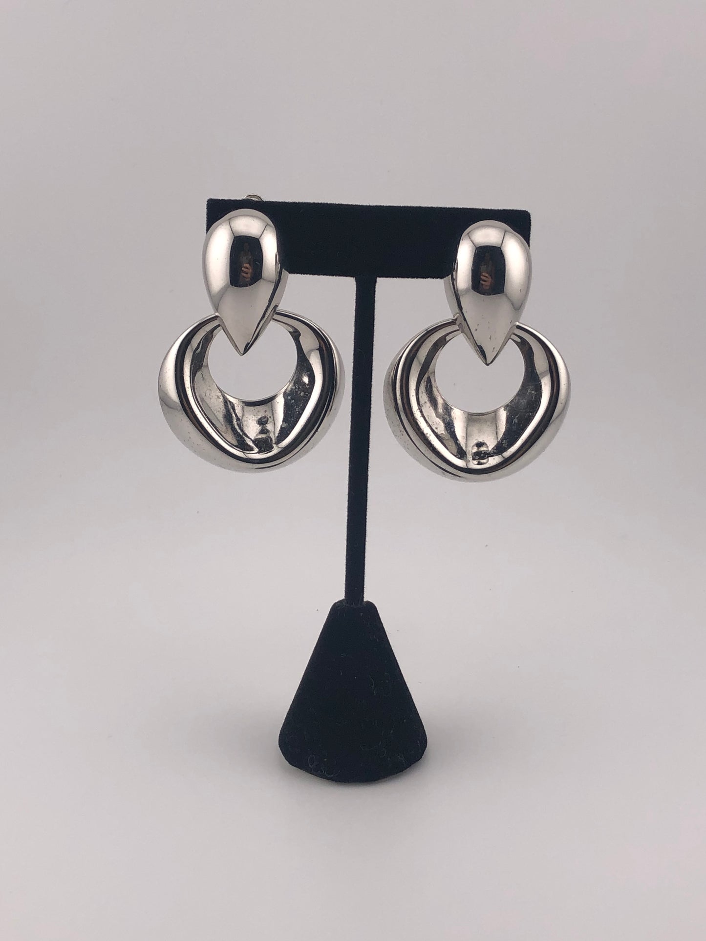 Vintage NAPIER earrings clip on silver tone dangle
