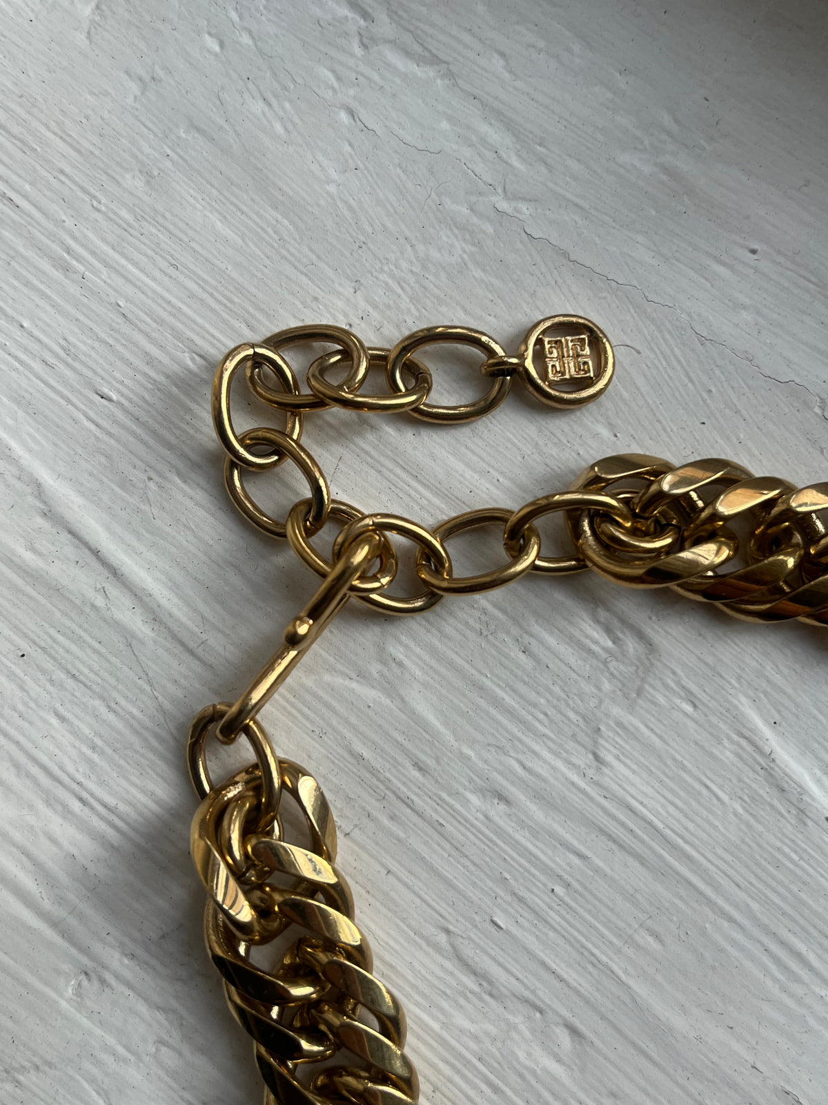 Vintage givenchy wide links chain