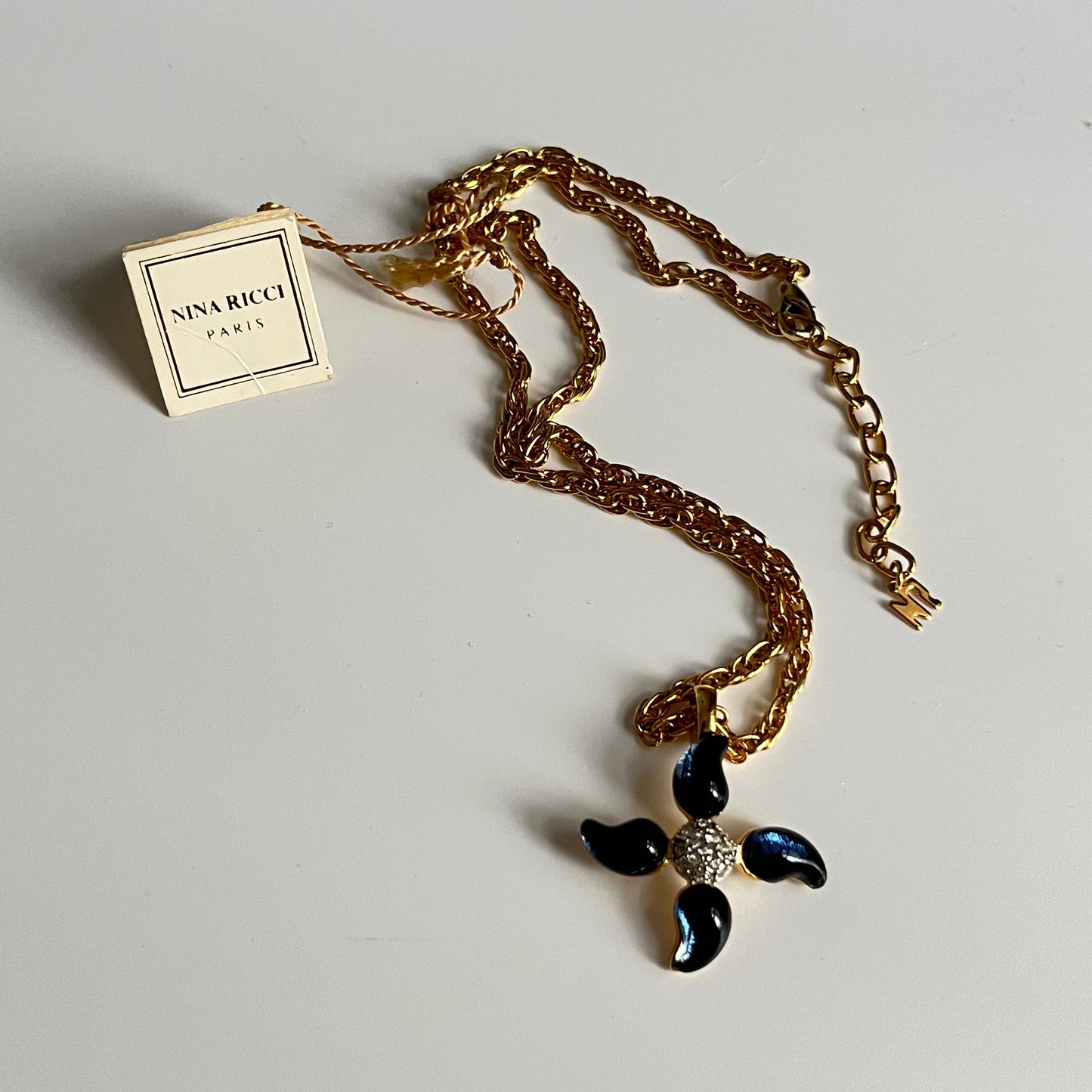 Vintage Nina Ricci necklace Gripoix pendant
