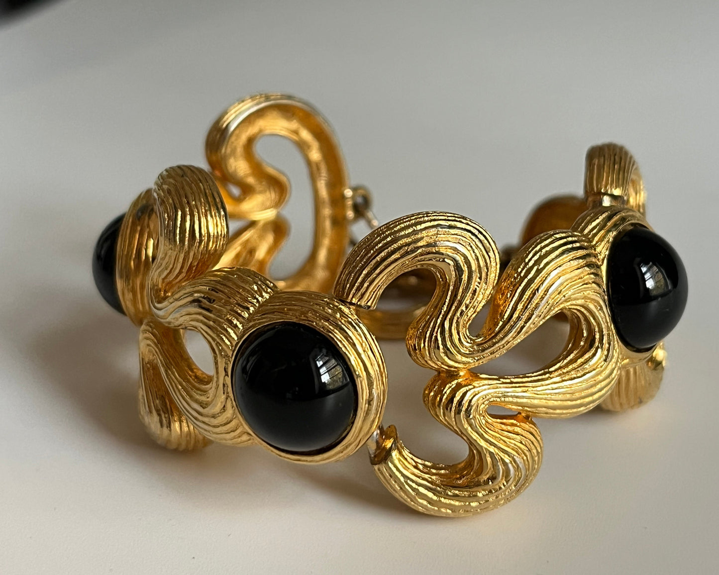 Vintage GIVENCHY clover links black cabochons