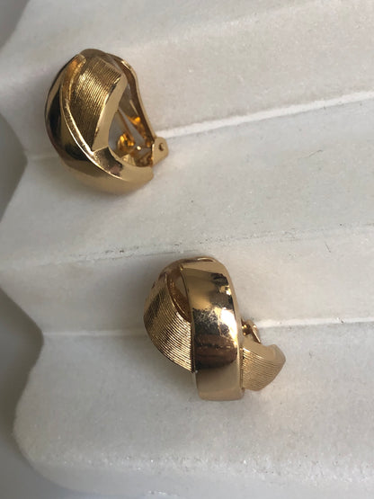 Vintage Chr. Dior earrings clip on cross matte glossy