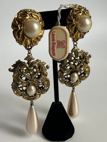 Vintage Laura Biagiotti earrings clip on dangle