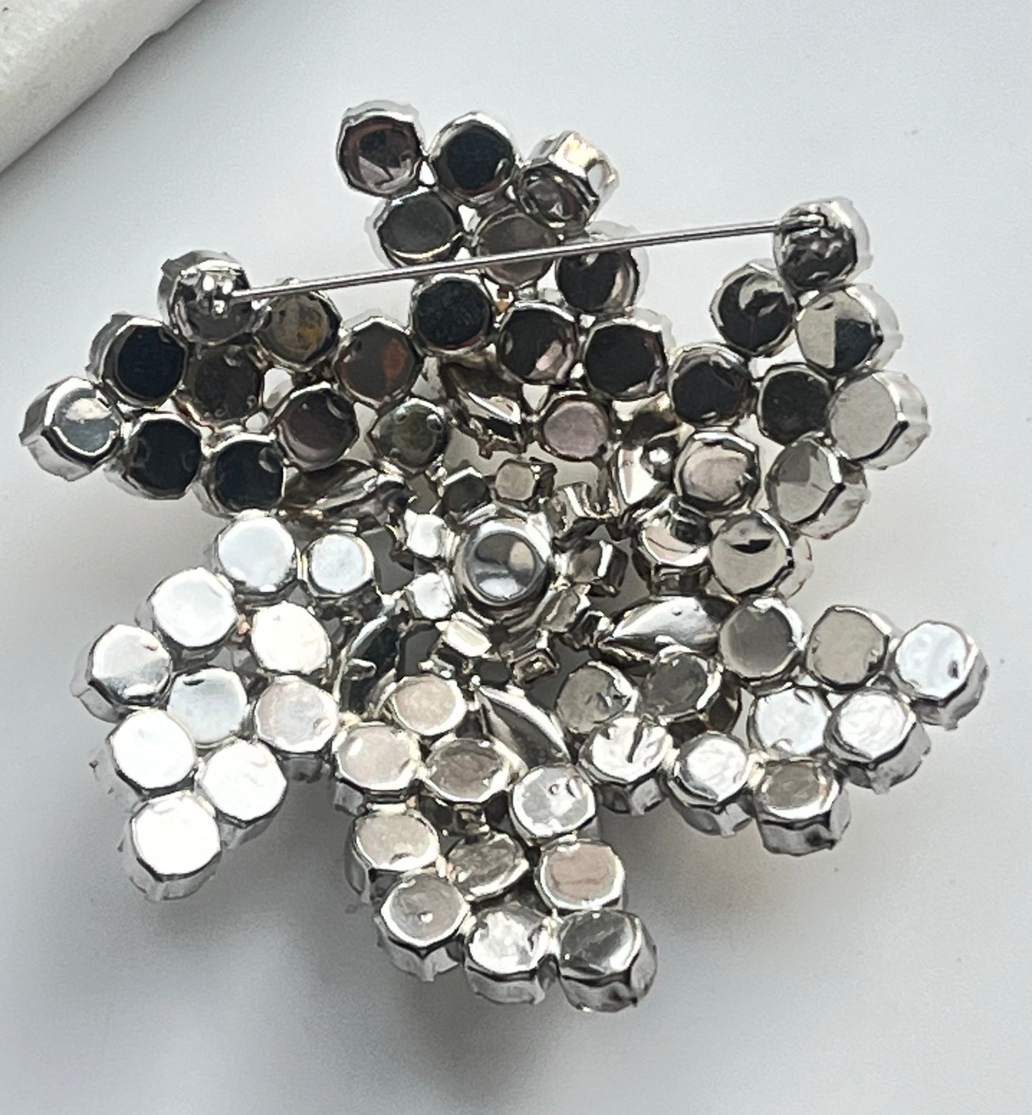 Vintage brooch star domed large clear rhinestones 1960's