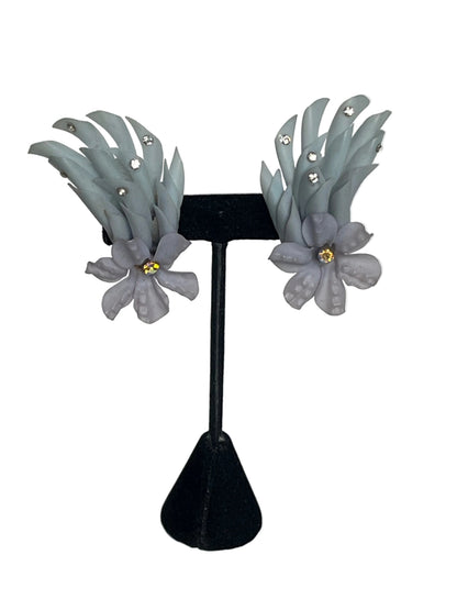 Vintage earrings clip on plastic flowers 1960's