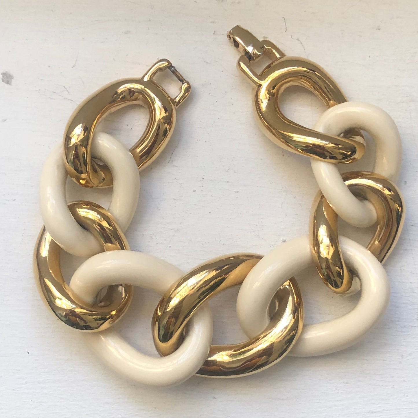 Vintage GIVENCHY bracelet wide chain plastic 80s