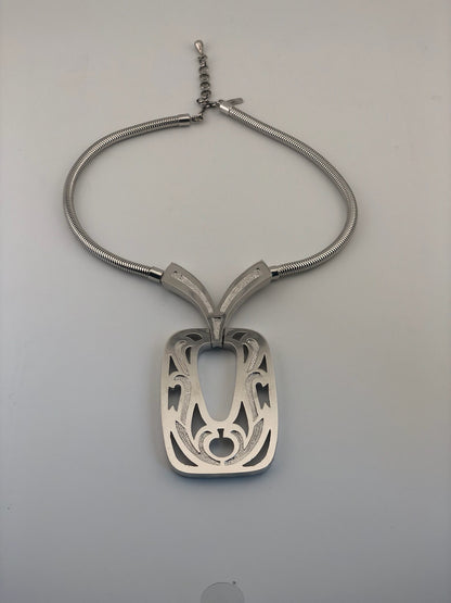Vintage MONET Necklace cut pendant