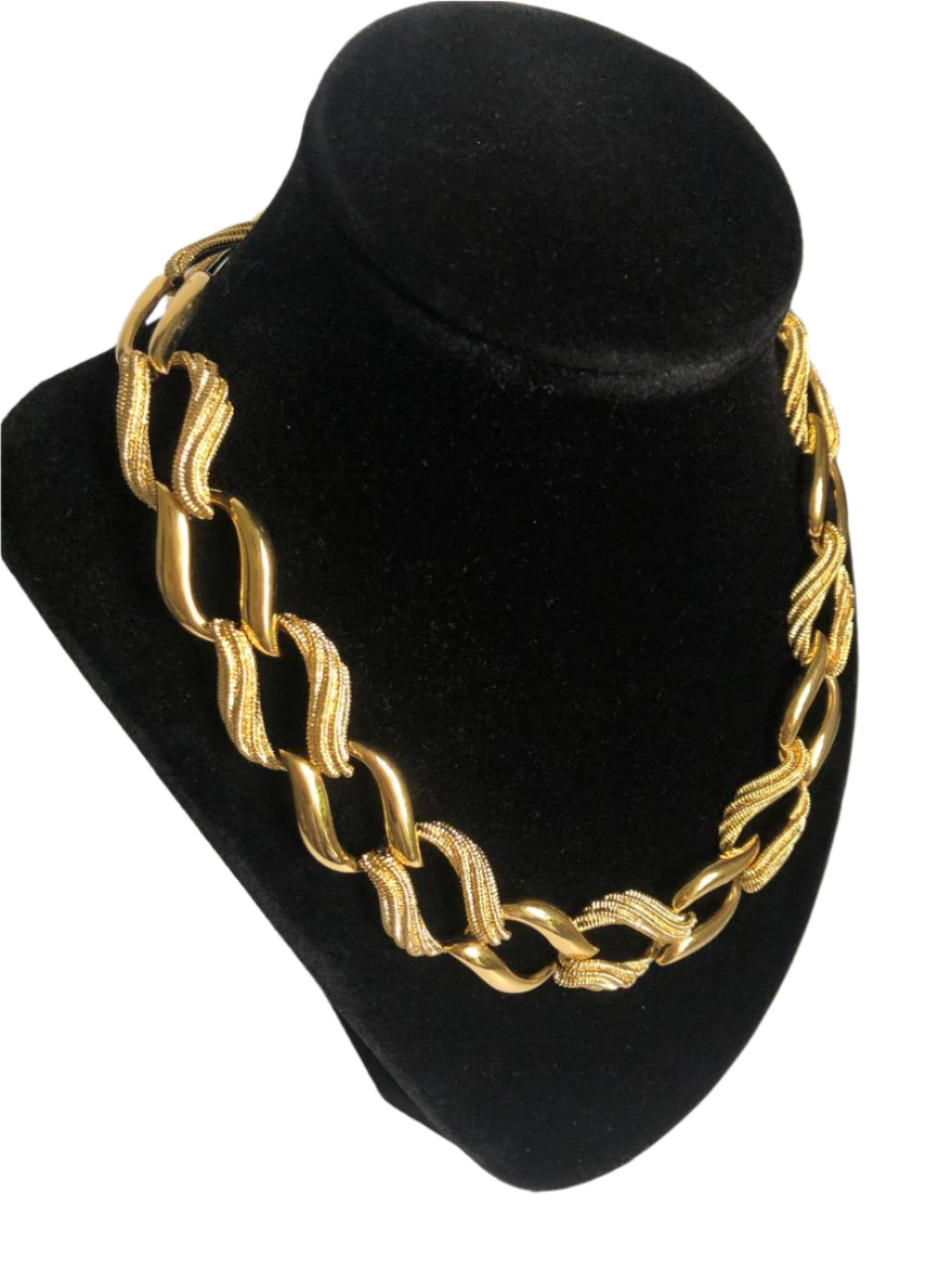 Napier necklace chain texture link gold tone