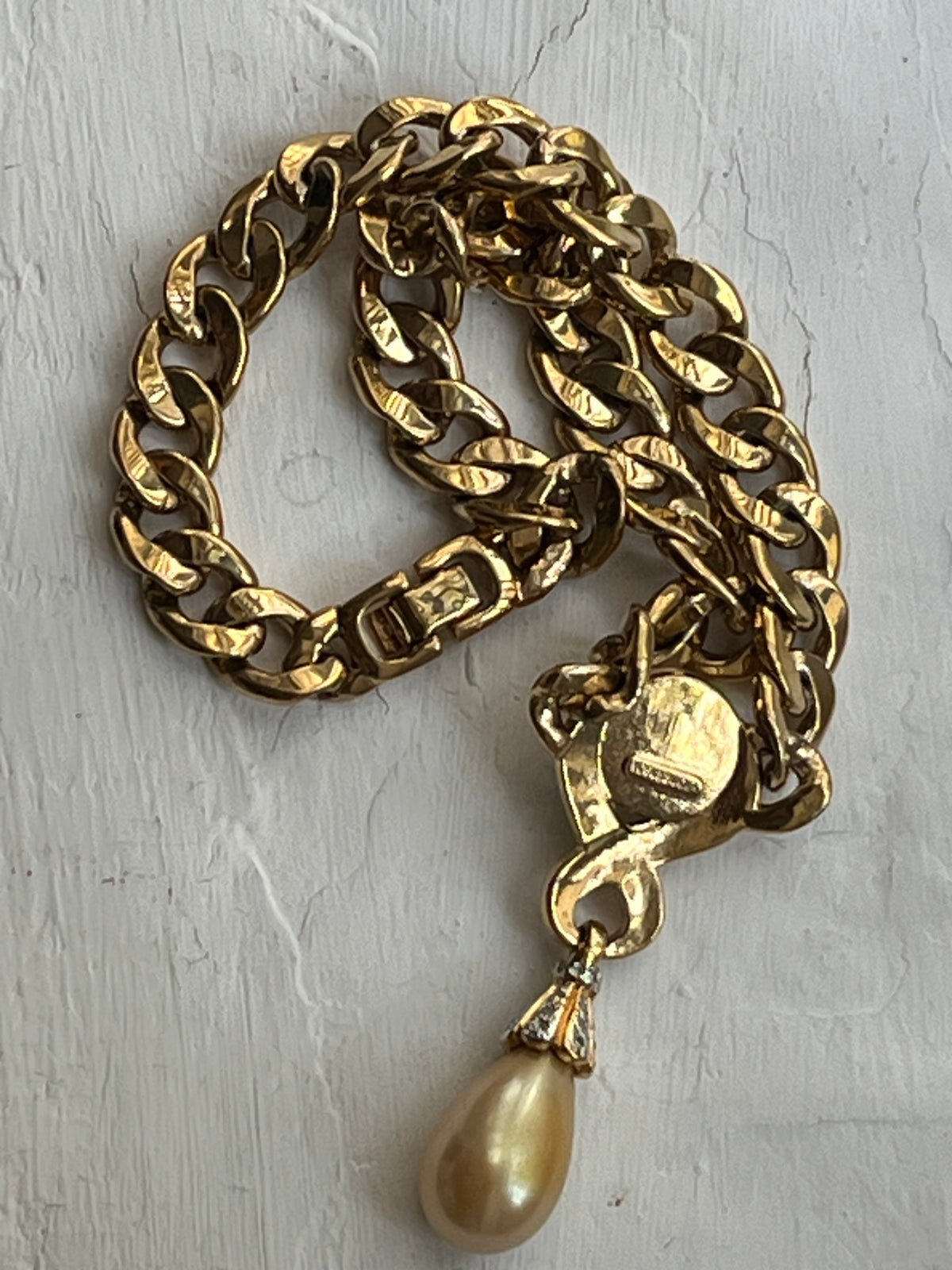 Vintage VogueBijoux  necklace dangle pearl bead