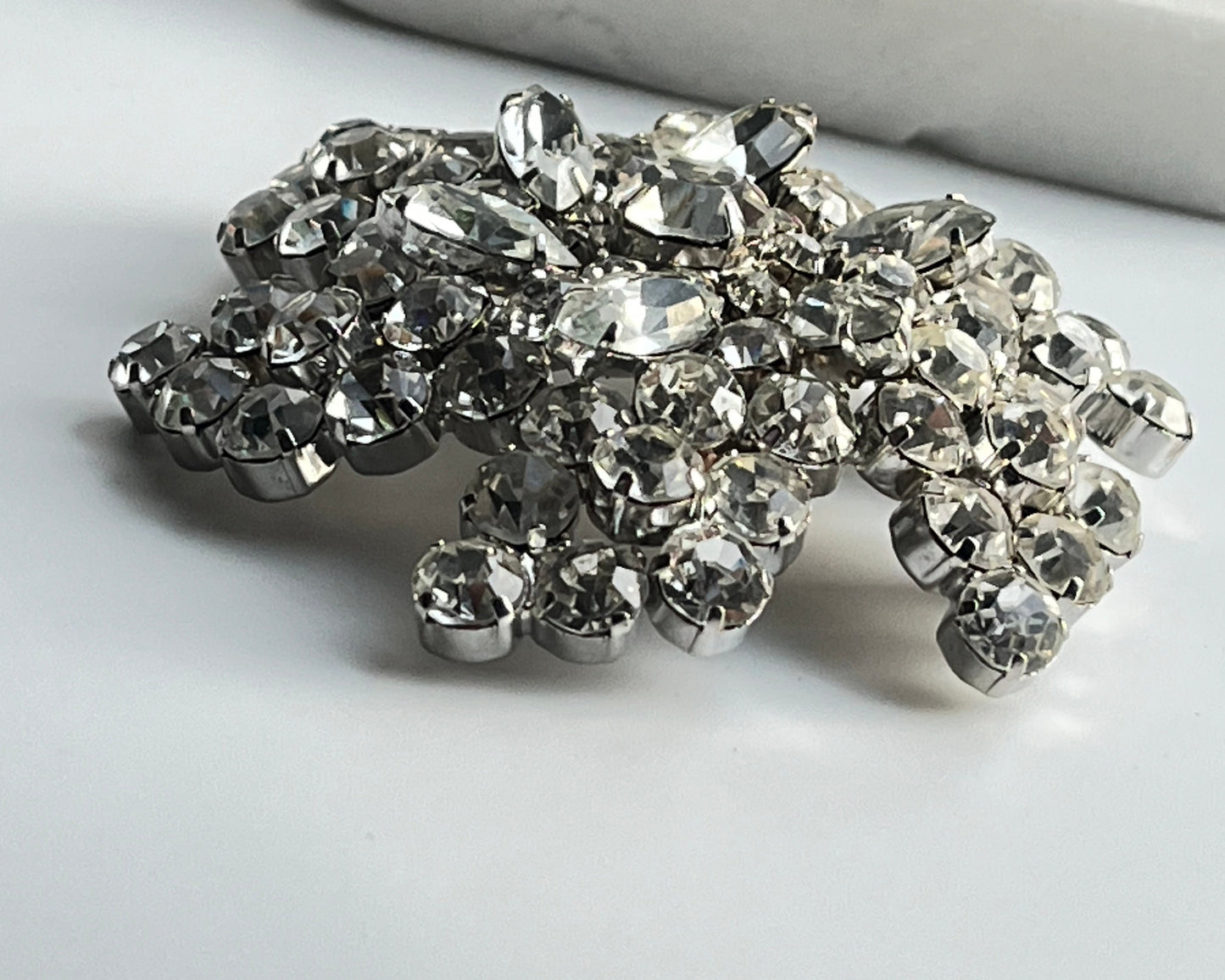 Vintage brooch star domed large clear rhinestones 1960's
