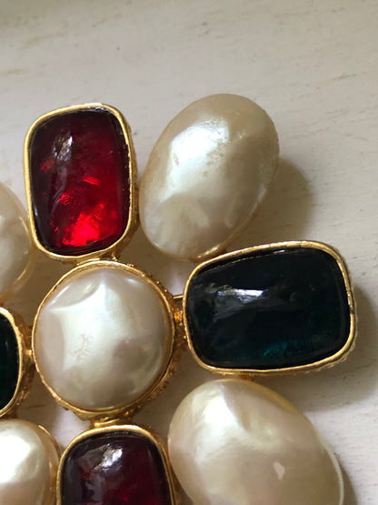 Vintage Les Bernard for Vogue  brooch large gripoix pearl
