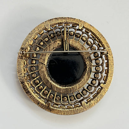 Vintage brooch pendant cameo
