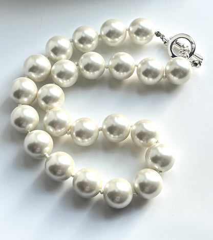 Vintage Ralph Lauren necklace large glass pearl beads 1990's