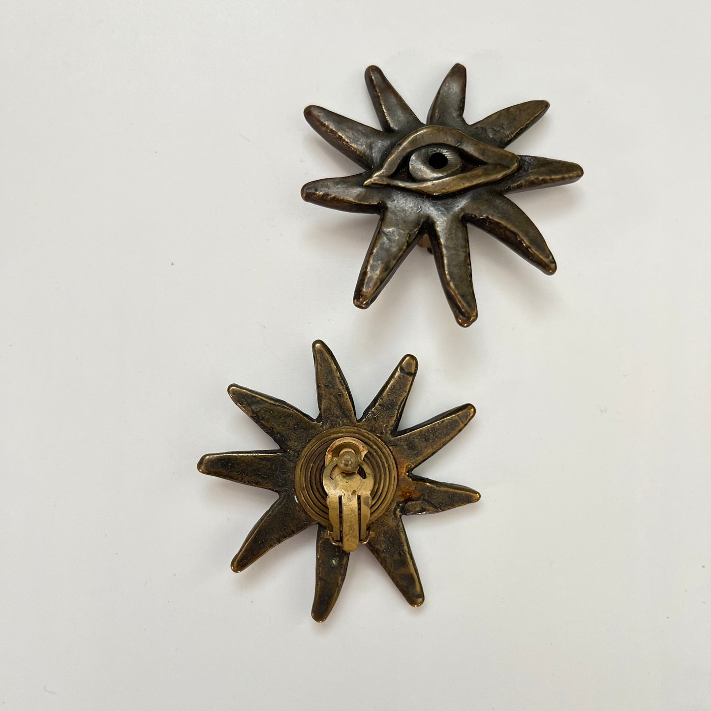 Vintage earrings clip on eyes large sun 1980s