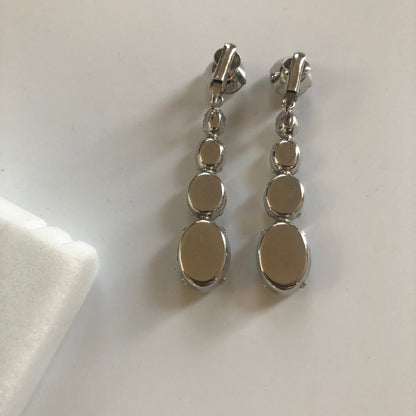 Vintage earrings clip on dangle clear rhinestones