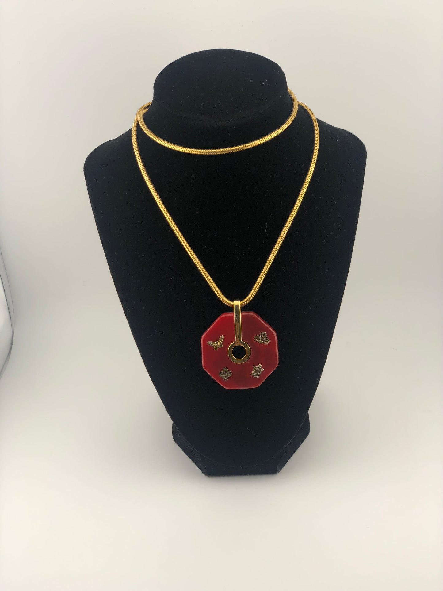 Vintage GIVENCHY necklace lucite pendant turtle  bee