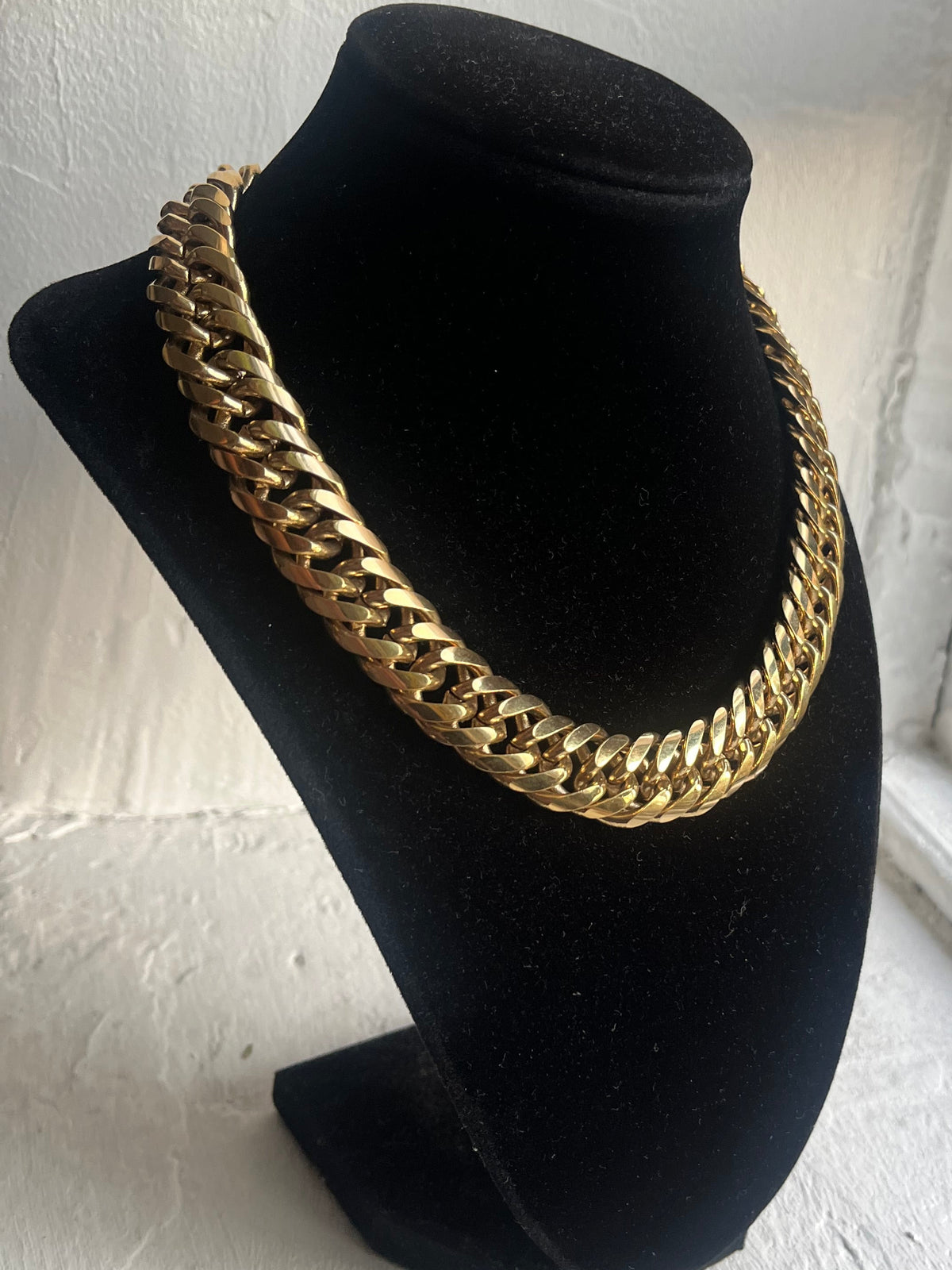 Vintage givenchy wide links chain